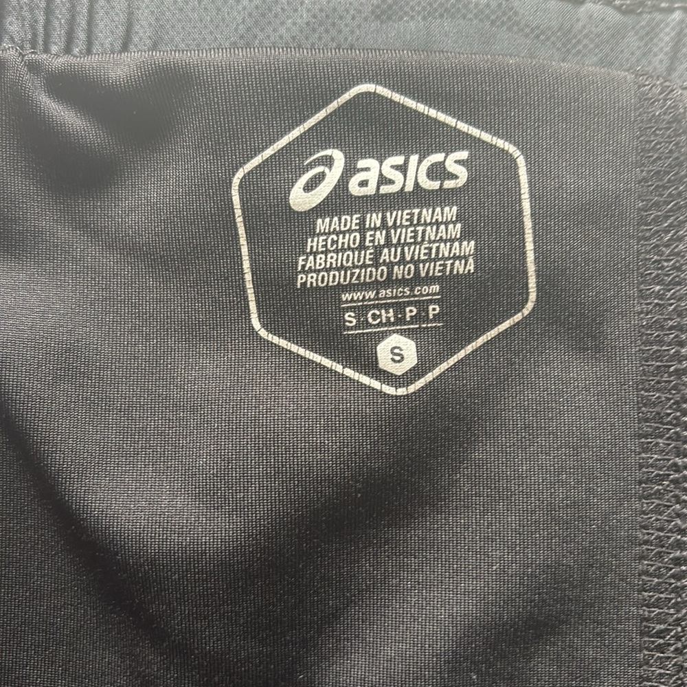 Woman’s Size Small Asics Running Shorts. - image 8